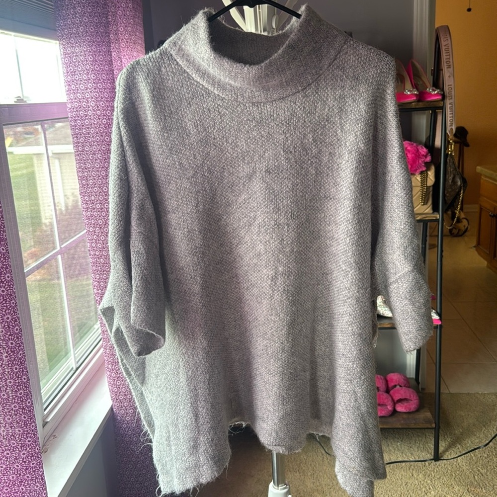 Turtle neck poncho